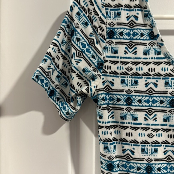 Mudd Pattern Body-con Dress - Picture 2 of 4